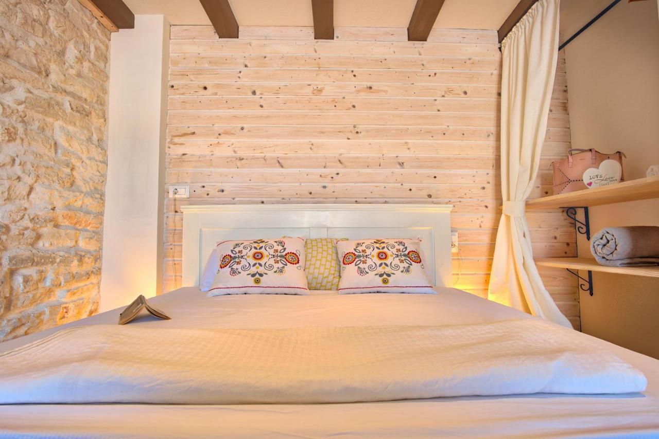 Eco Aparthotel The Dreamers'S Club ลุมบาร์ดา ภายนอก รูปภาพ
