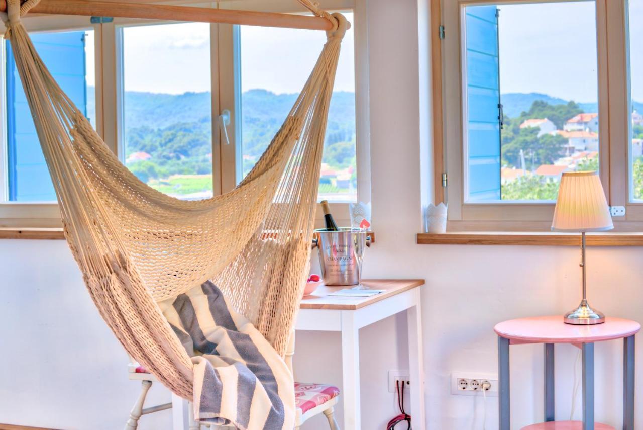 Eco Aparthotel The Dreamers'S Club ลุมบาร์ดา ภายนอก รูปภาพ