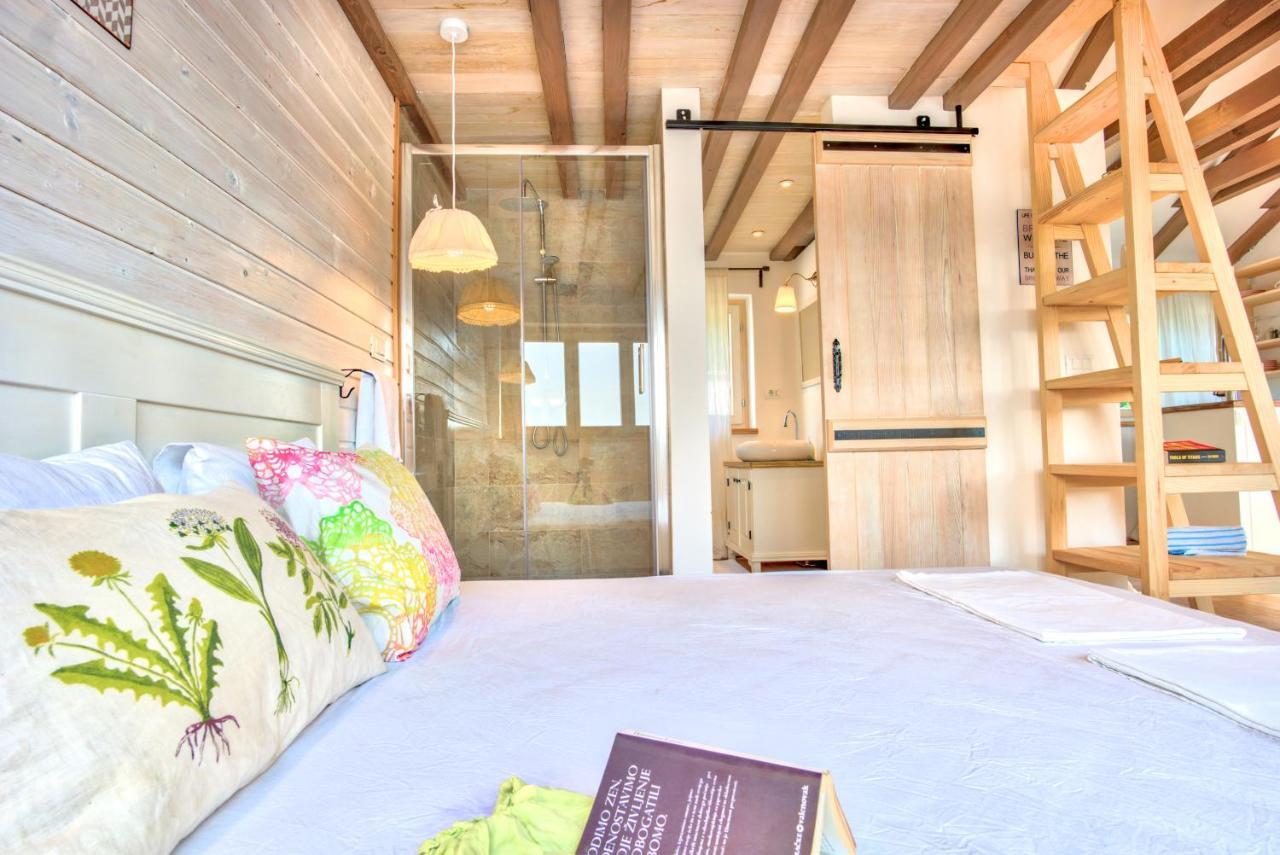 Eco Aparthotel The Dreamers'S Club ลุมบาร์ดา ภายนอก รูปภาพ